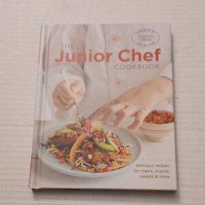 4/$40 The Junior Chef Cookbook